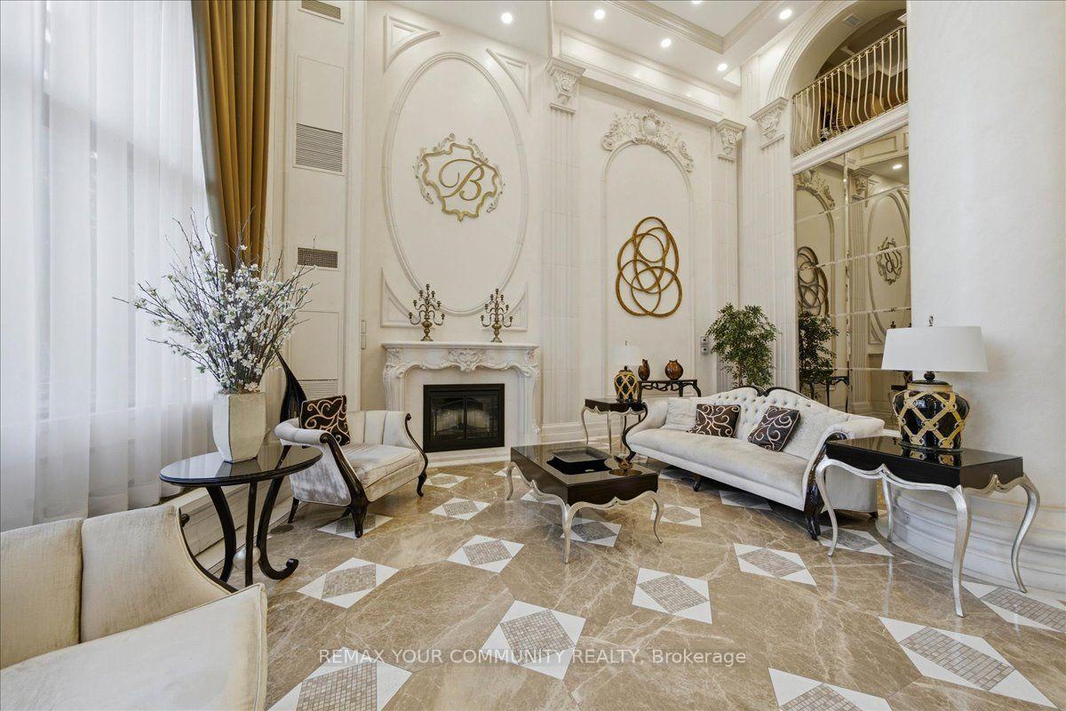Photo 4 of Unit 1109, 9245 Jane Street, Vaughan, Maple — HOMEH