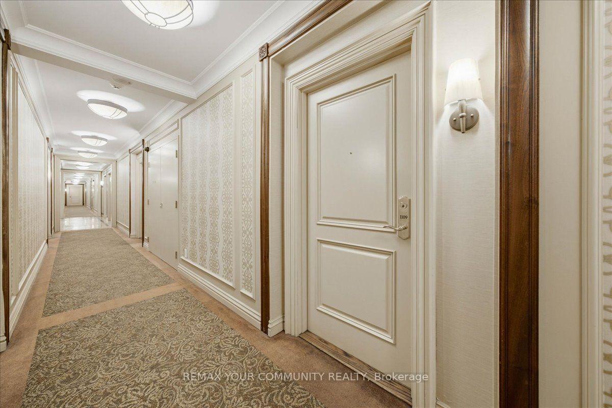 Photo 6 of Unit 1109, 9245 Jane Street, Vaughan, Maple — HOMEH