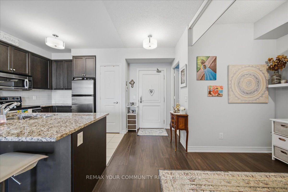 Photo 7 of Unit 1109, 9245 Jane Street, Vaughan, Maple — HOMEH