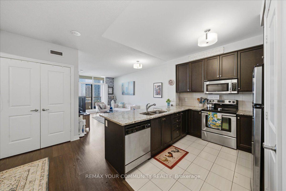 Photo 9 of Unit 1109, 9245 Jane Street, Vaughan, Maple — HOMEH