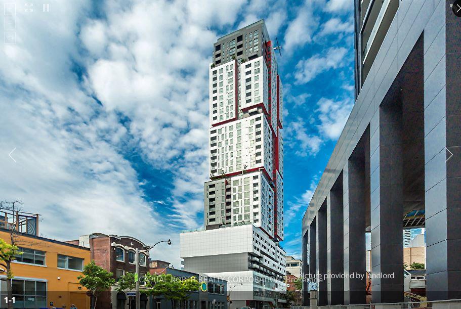 Front of Unit 502, 318 Richmond Street W