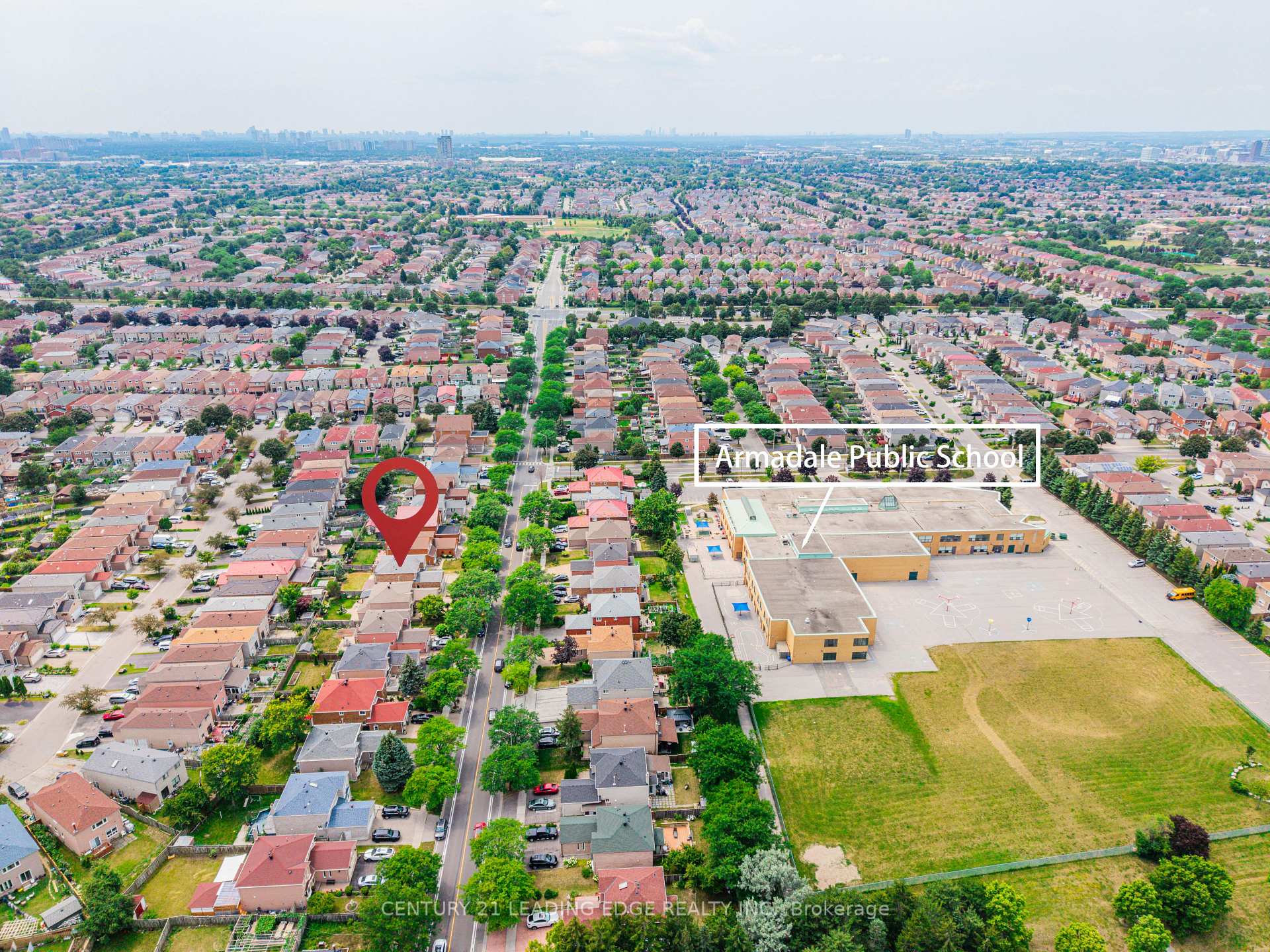 Photo 5 of 47 Elson Street, Markham, Middlefield — HOMEH
