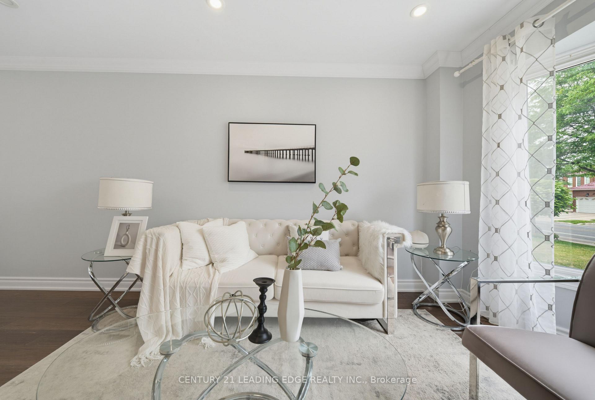 Photo 12 of 47 Elson Street, Markham, Middlefield — HOMEH