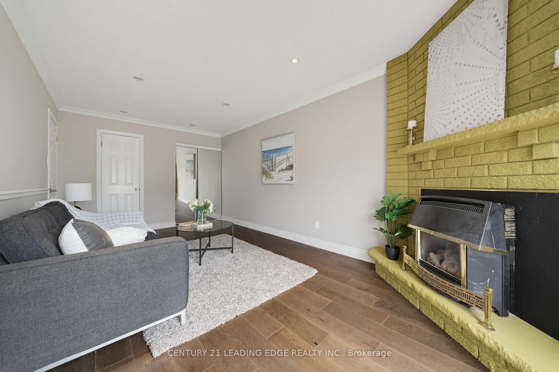 Photo 21 of 47 Elson Street, Markham, Middlefield — HOMEH