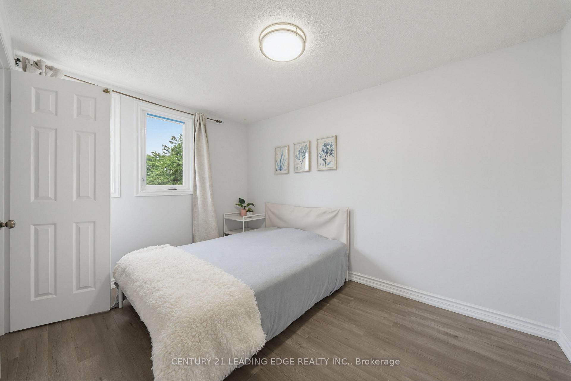 Photo 25 of 47 Elson Street, Markham, Middlefield — HOMEH