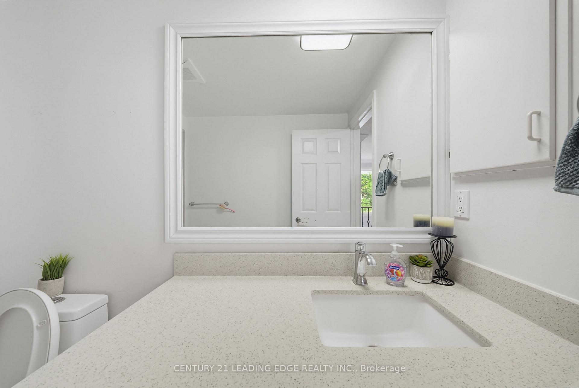 Photo 27 of 47 Elson Street, Markham, Middlefield — HOMEH