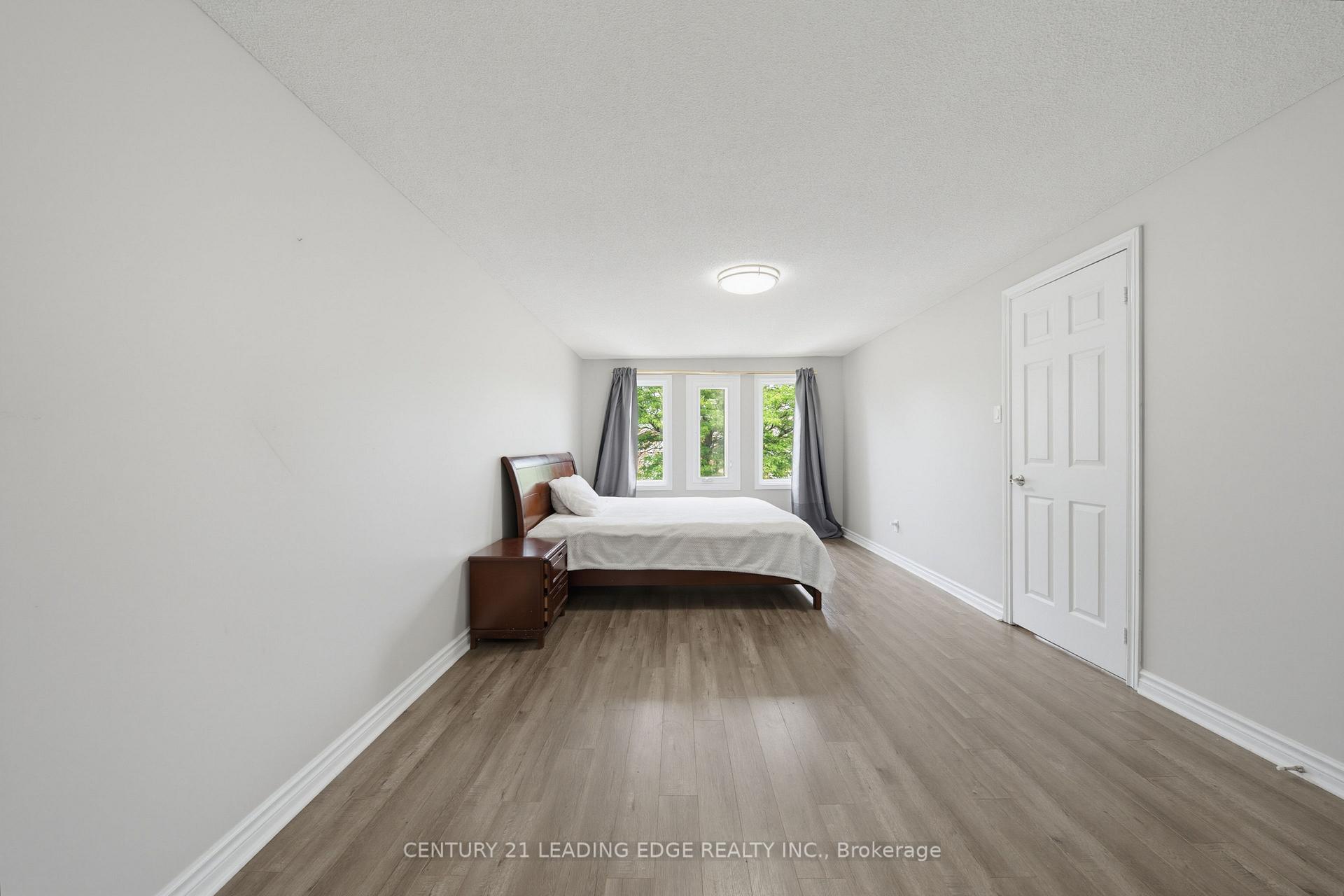 Photo 33 of 47 Elson Street, Markham, Middlefield — HOMEH