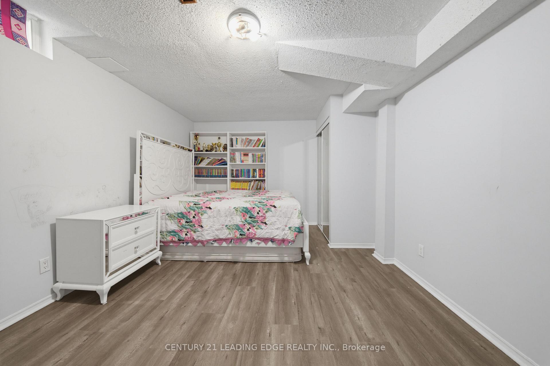 Photo 41 of 47 Elson Street, Markham, Middlefield — HOMEH