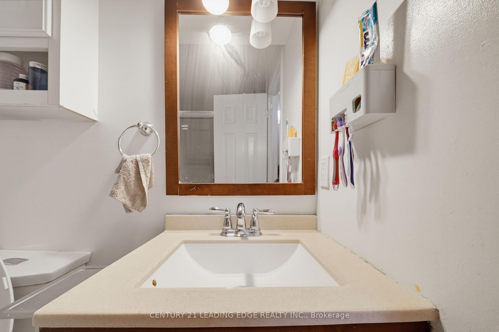 Photo 46 of 47 Elson Street, Markham, Middlefield — HOMEH