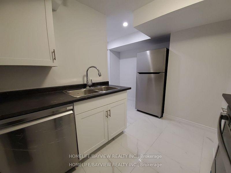 Photo 8 of Unit Lower, 644 Mcbean Avenue, Newmarket, Stonehaven-Wyndham — HOMEH
