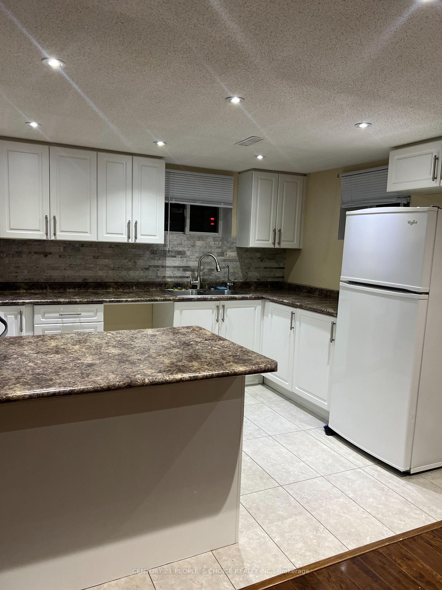 Photo 2 of 66 Stavely Crescent, Etobicoke, Rexdale-Kipling — HOMEH