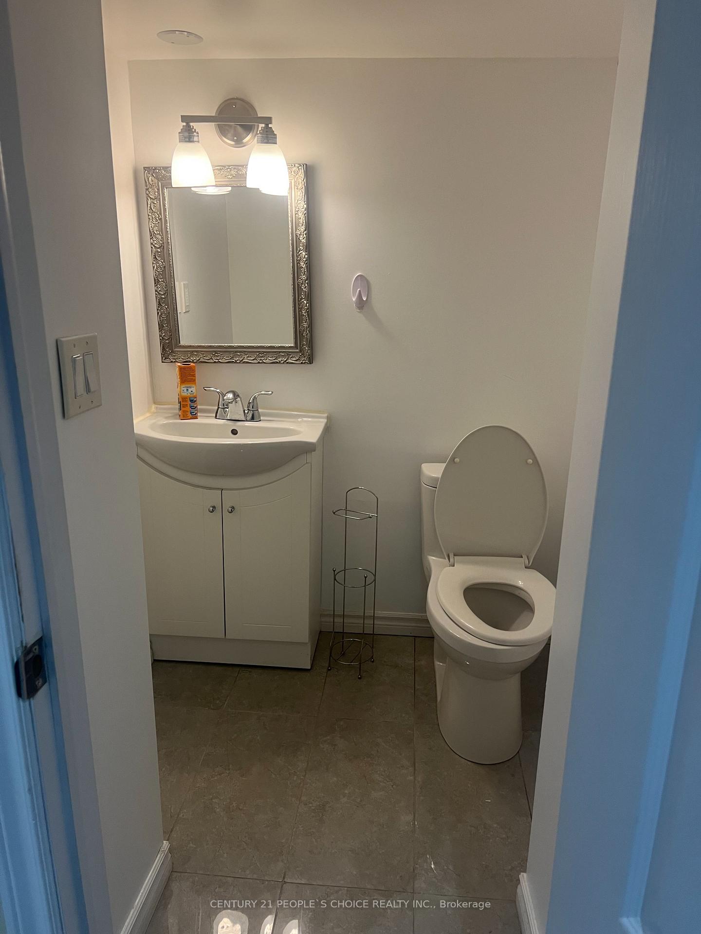 Photo 8 of 66 Stavely Crescent, Etobicoke, Rexdale-Kipling — HOMEH