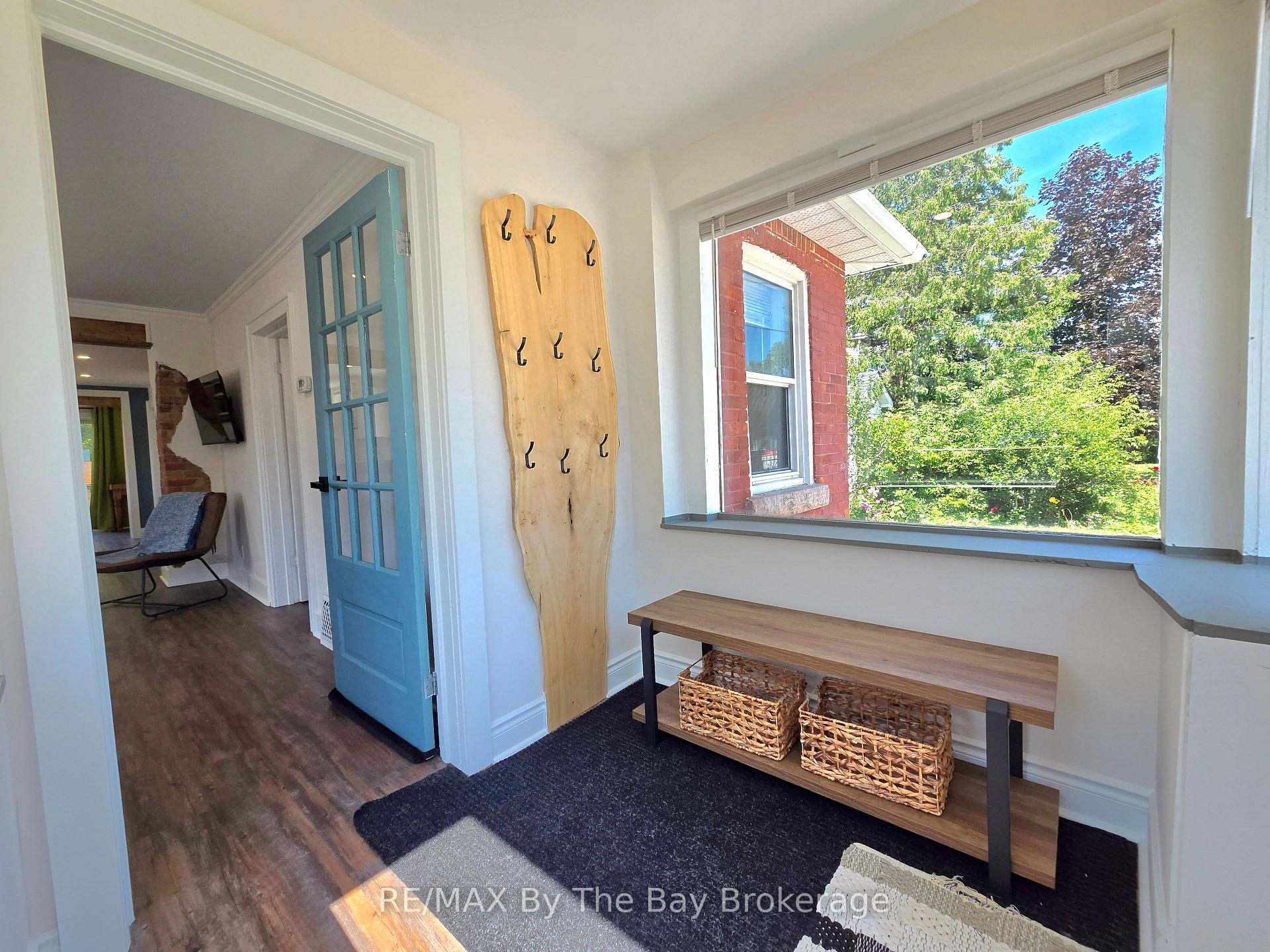 Photo 5 of 52 Berry Street, Meaford — HOMEH