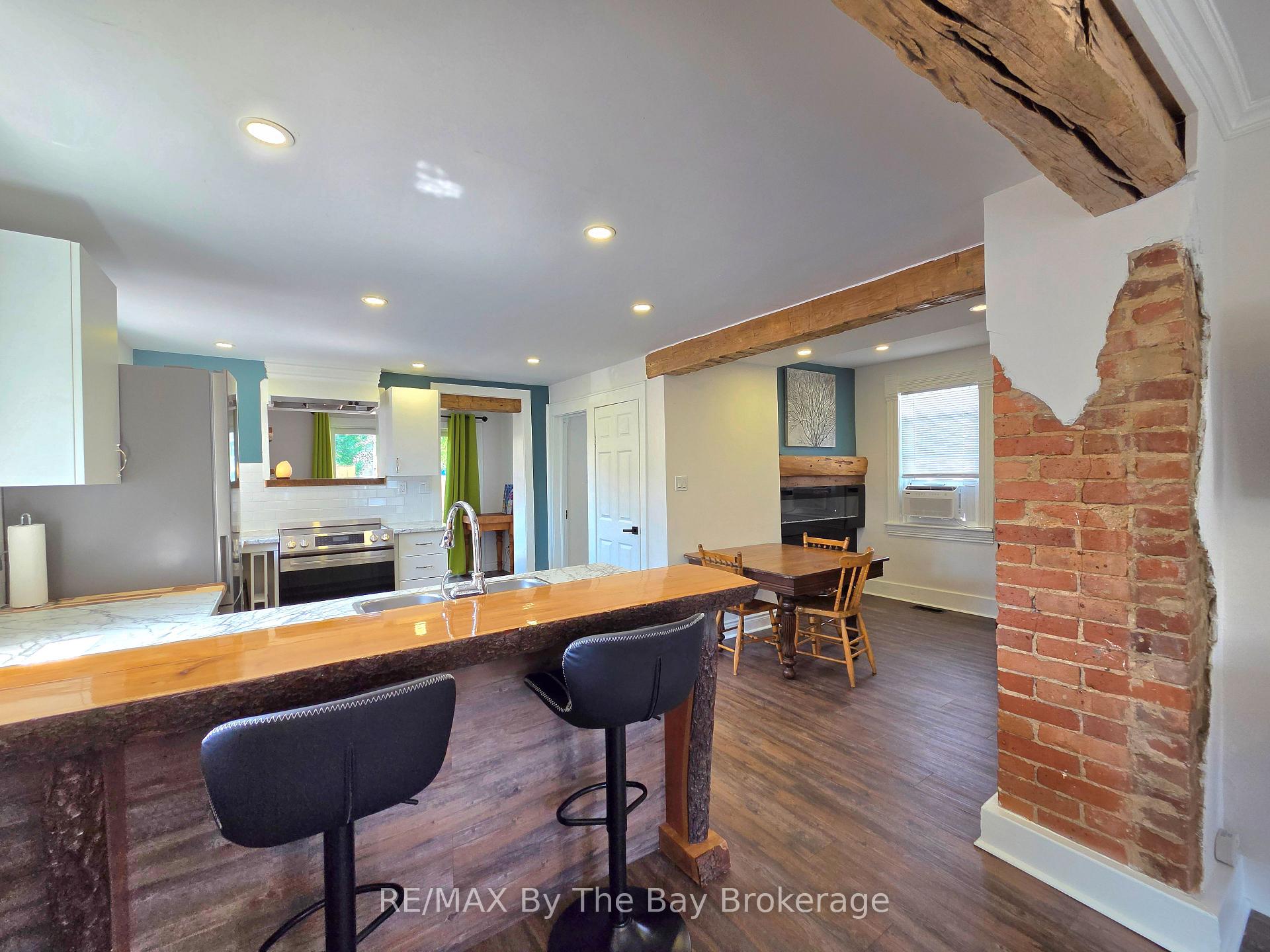Photo 9 of 52 Berry Street, Meaford — HOMEH