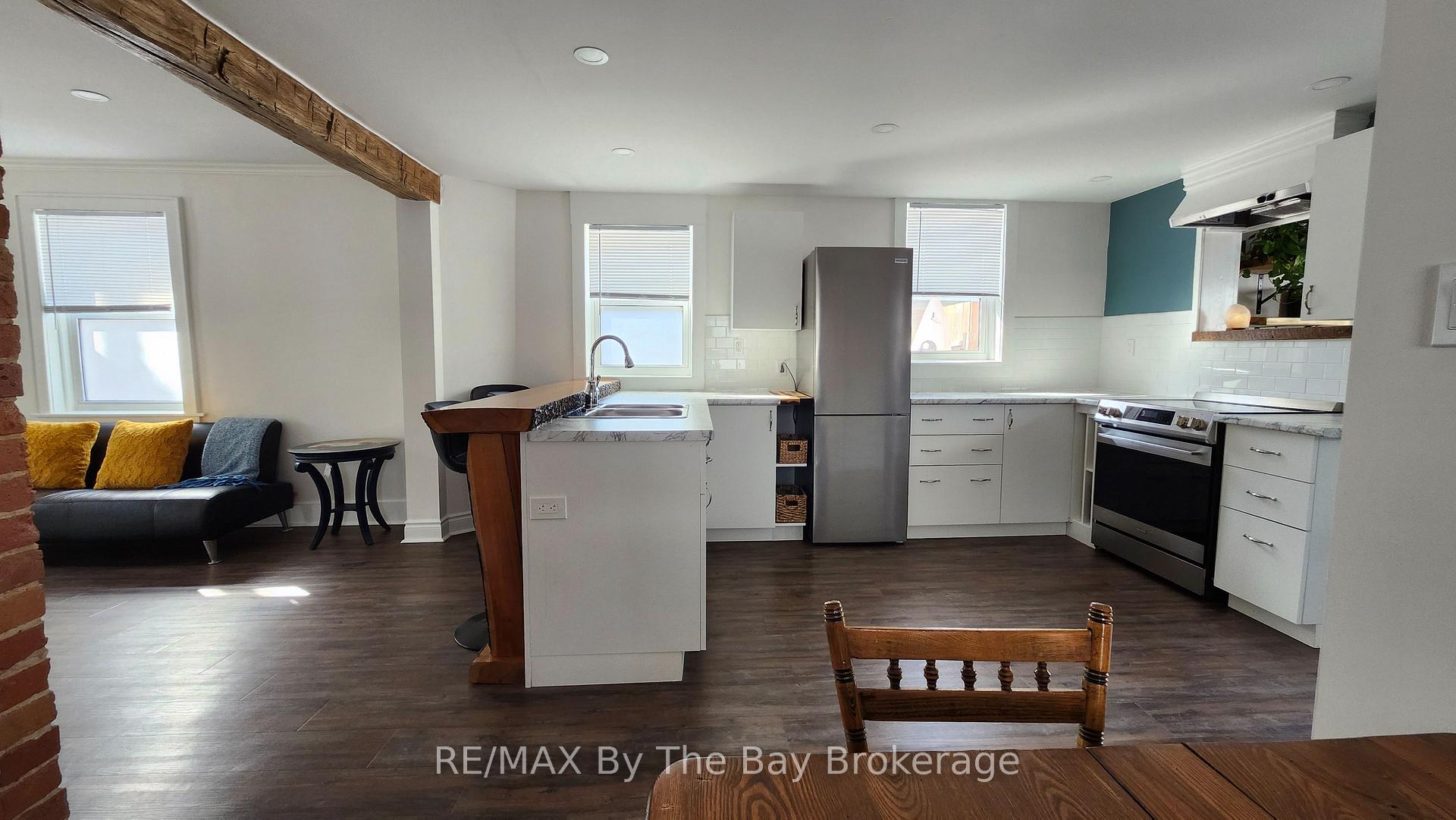 Photo 23 of 52 Berry Street, Meaford — HOMEH