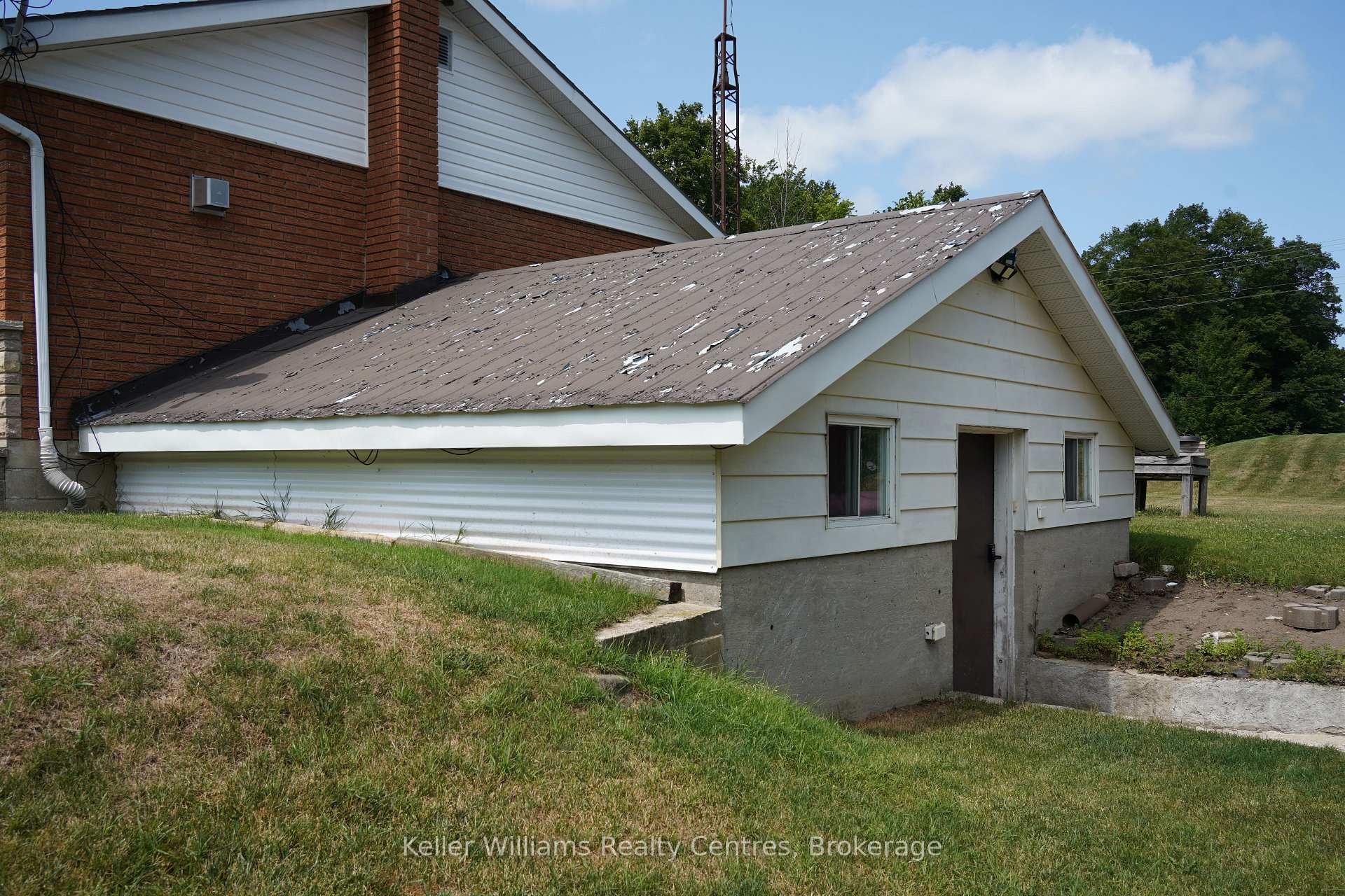 Photo 41 of 458 Princess Street, Georgian Bluffs — HOMEH
