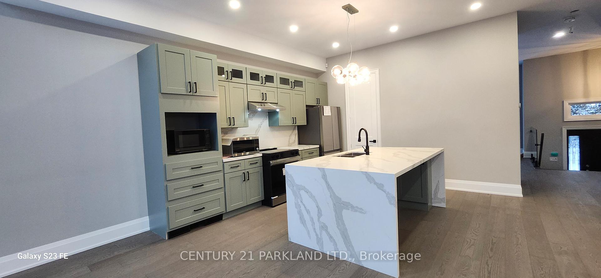 Photo 8 of 15 Stanley Avenue, Oro-Medonte, Rural Oro-Medonte — HOMEH