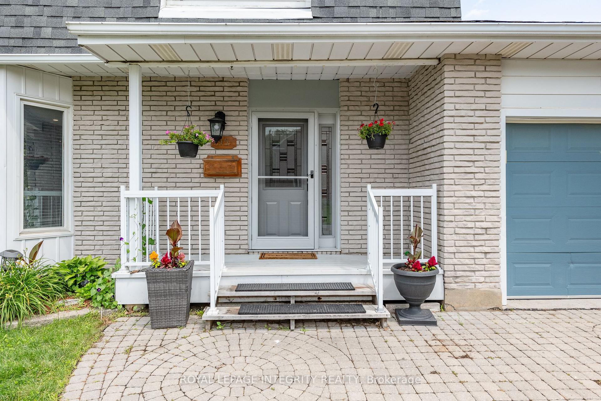 Photo 3 of 95 Mcclellan Road, Ottawa, Sheahan Estates/Trend Village — HOMEH