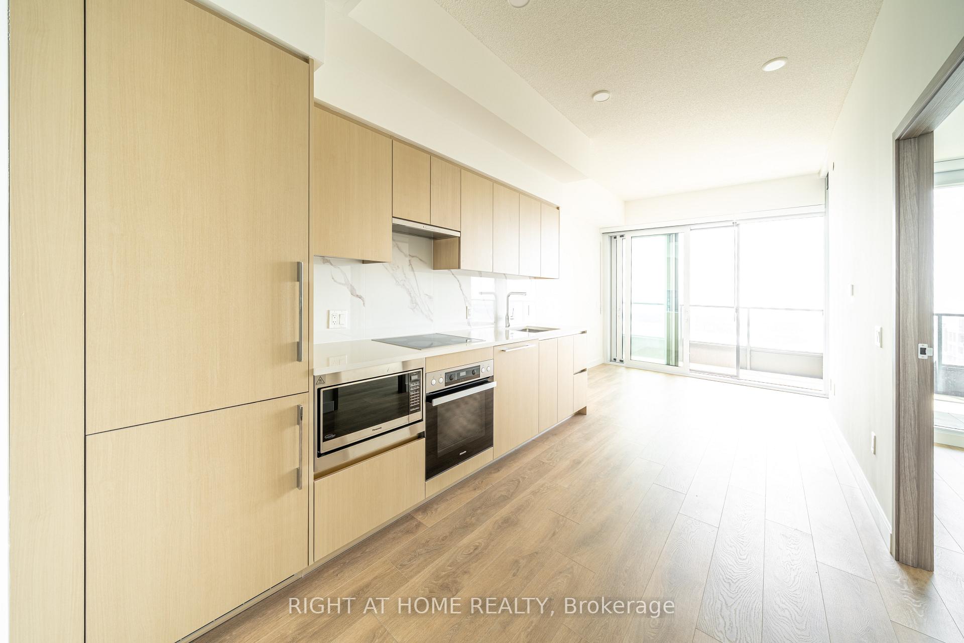 Front of Unit 5606, 1 Concord Cityplace Way