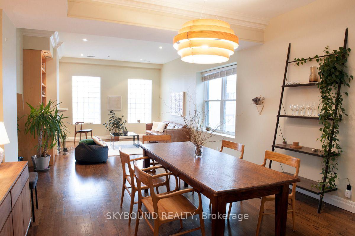 Photo 5 of Unit 206, 110 Hepbourne Street, Toronto, Dufferin Grove — HOMEH