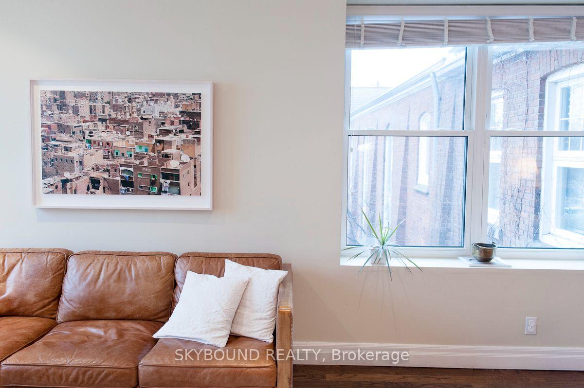Photo 10 of Unit 206, 110 Hepbourne Street, Toronto, Dufferin Grove — HOMEH