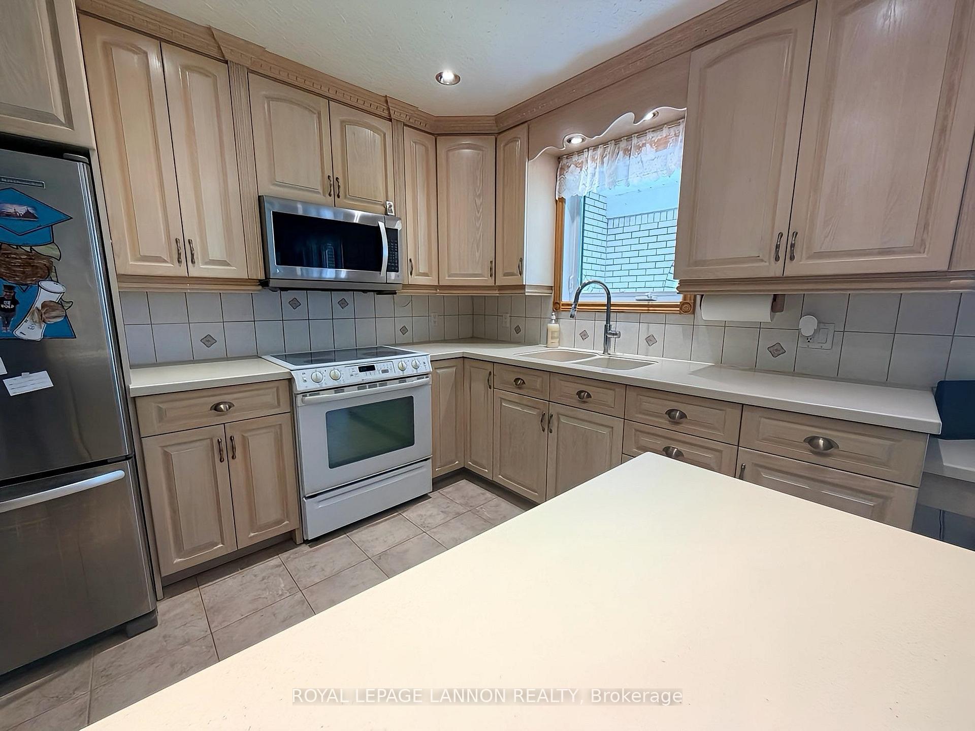 Photo 7 of 111 Woodcrest Drive, Greenstone, TB-96 — HOMEH