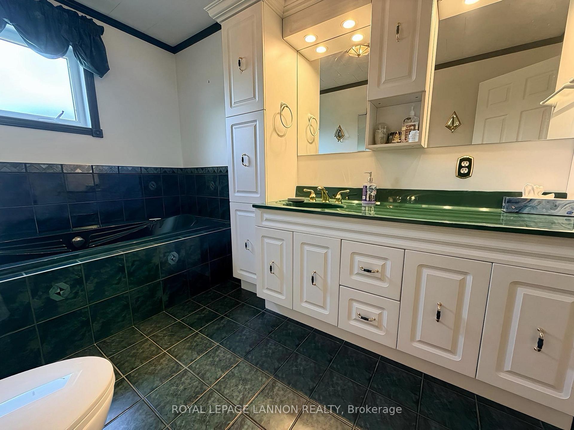 Photo 15 of 111 Woodcrest Drive, Greenstone, TB-96 — HOMEH