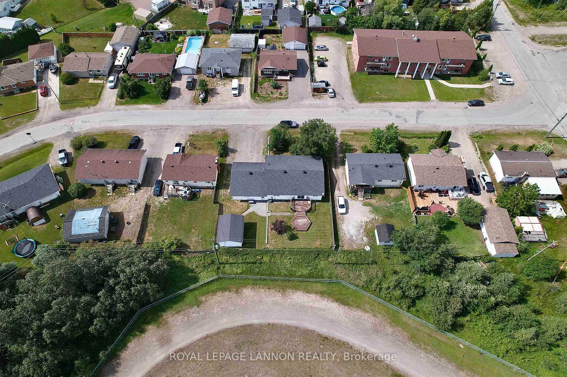 Photo 35 of 111 Woodcrest Drive, Greenstone, TB-96 — HOMEH