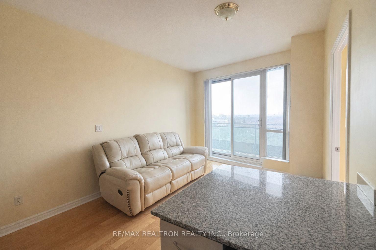 Photo 6 of Unit 1102, 18 Holmes Avenue, North York, Willowdale East — HOMEH