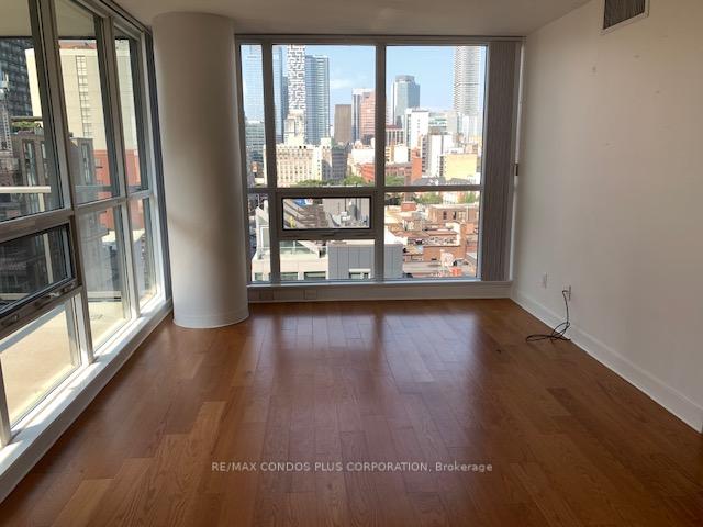 Photo 7 of Unit 1004, 320 Richmond Street E, Toronto, Moss Park — HOMEH