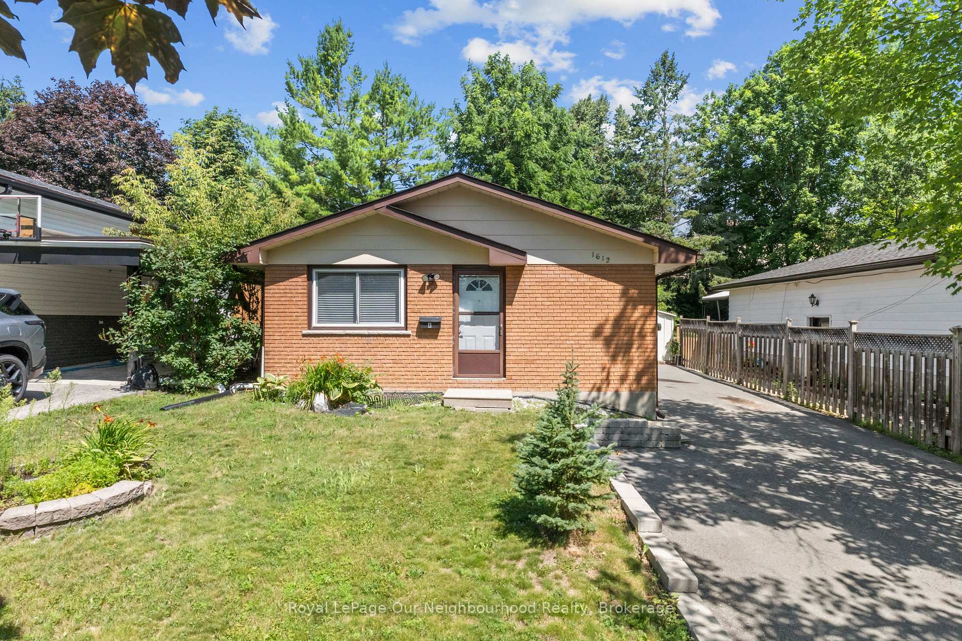 Photo 1 of 1612 Cherryhill Road, Peterborough, Monaghan Ward 2 — HOMEH