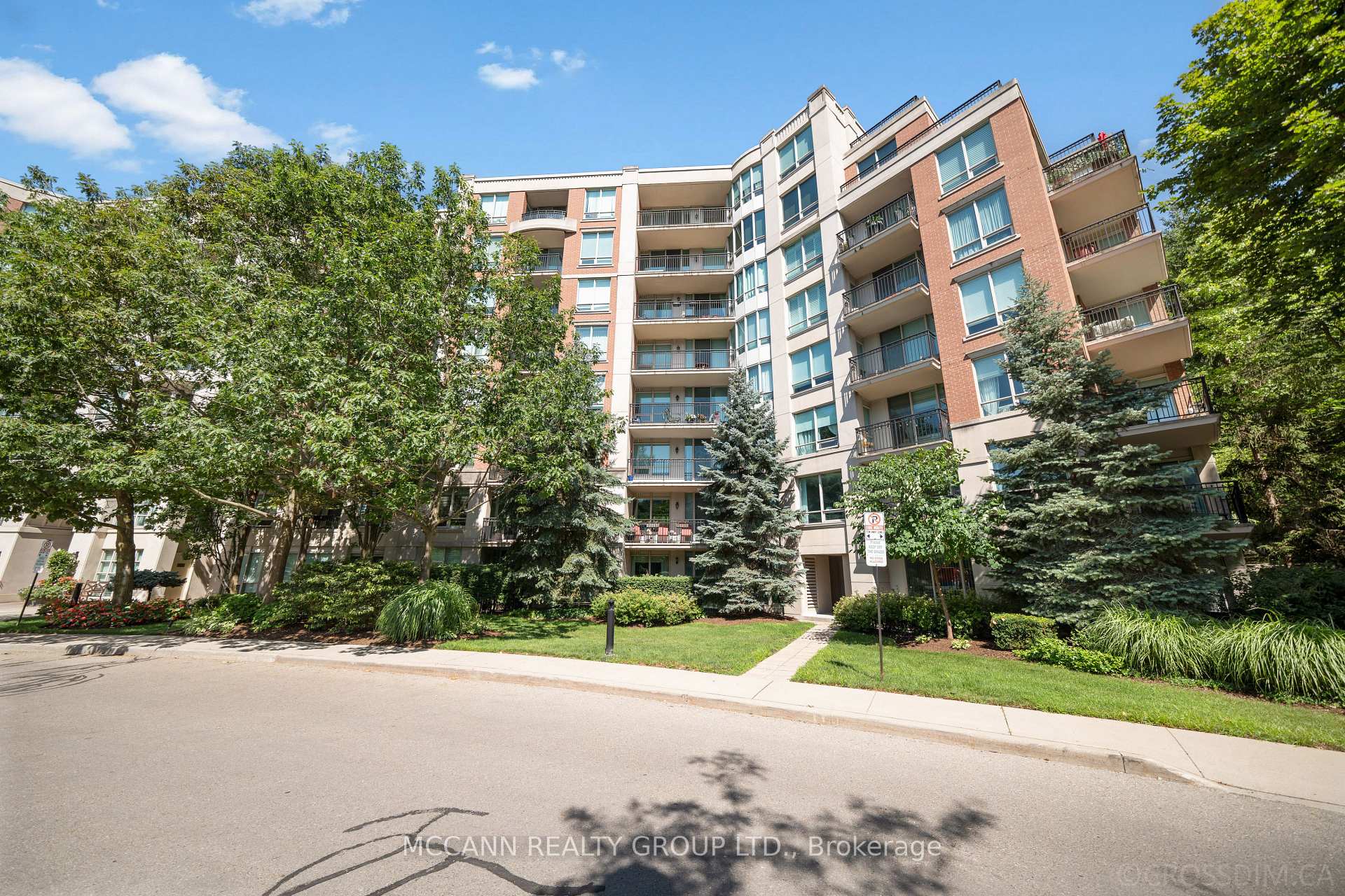 Photo 5 of Unit 221, 28 William Carson Crescent, North York, St. Andrew-Windfields — HOMEH