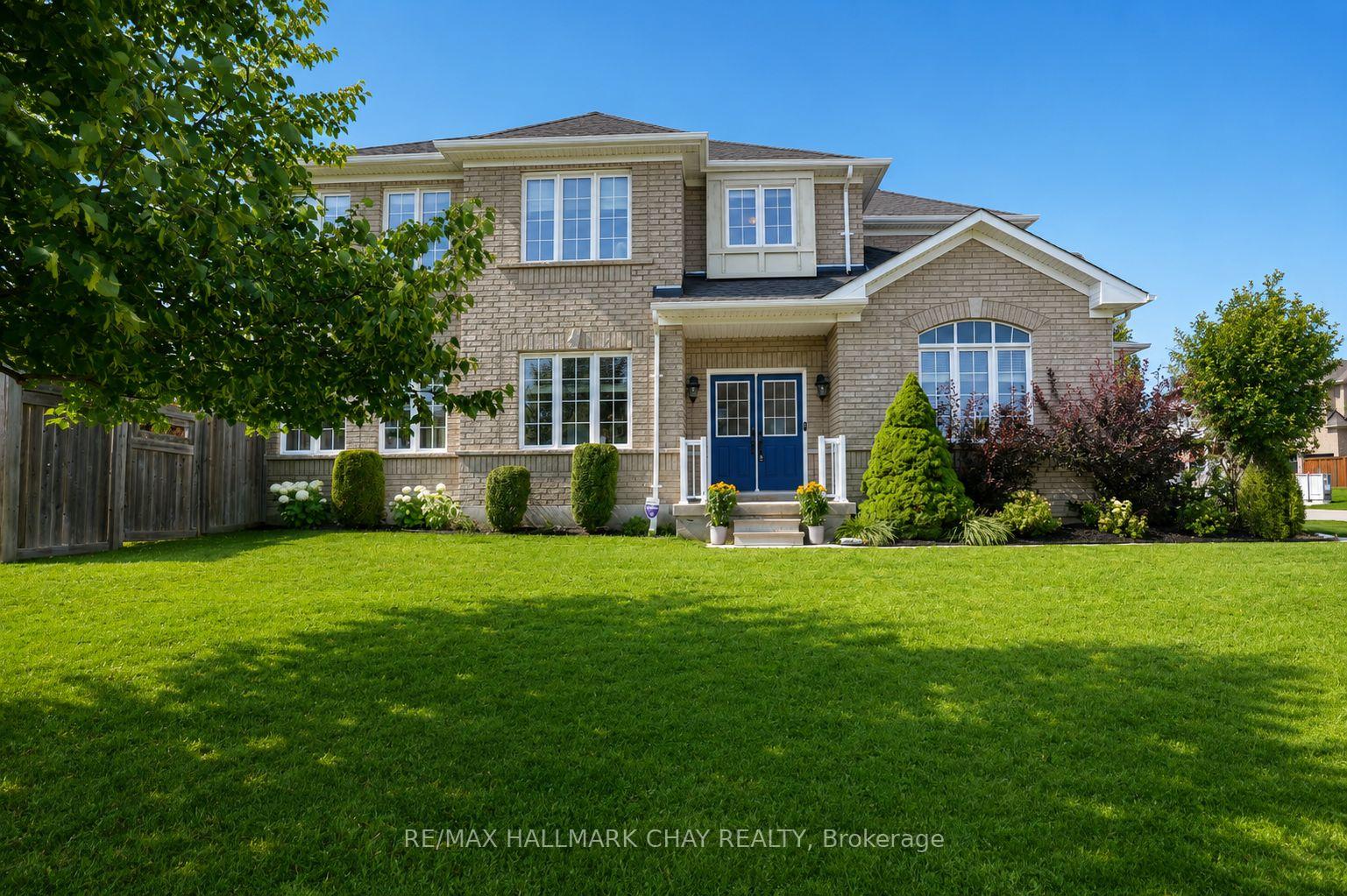 Photo 2 of 2 Versailles Crescent, Barrie, Innis-Shore — HOMEH
