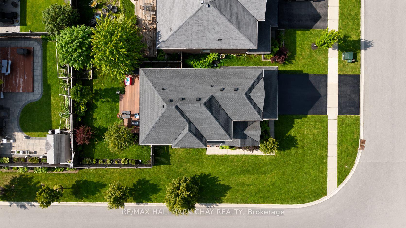 Photo 28 of 2 Versailles Crescent, Barrie, Innis-Shore — HOMEH