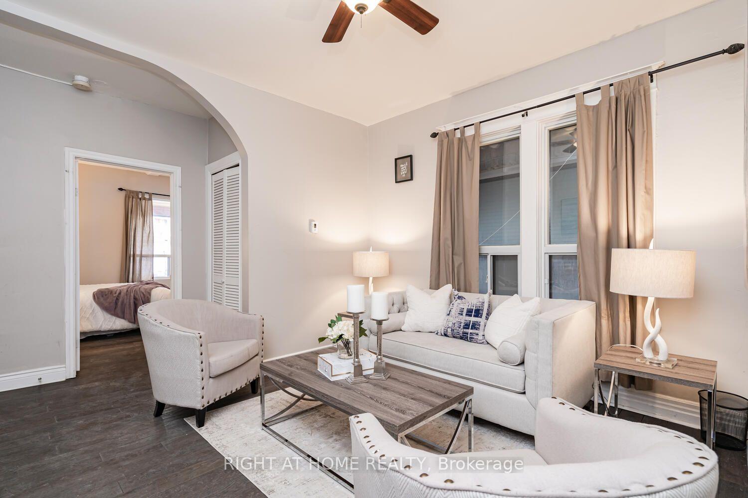 Photo of Unit 1, 1311 Davenport Road