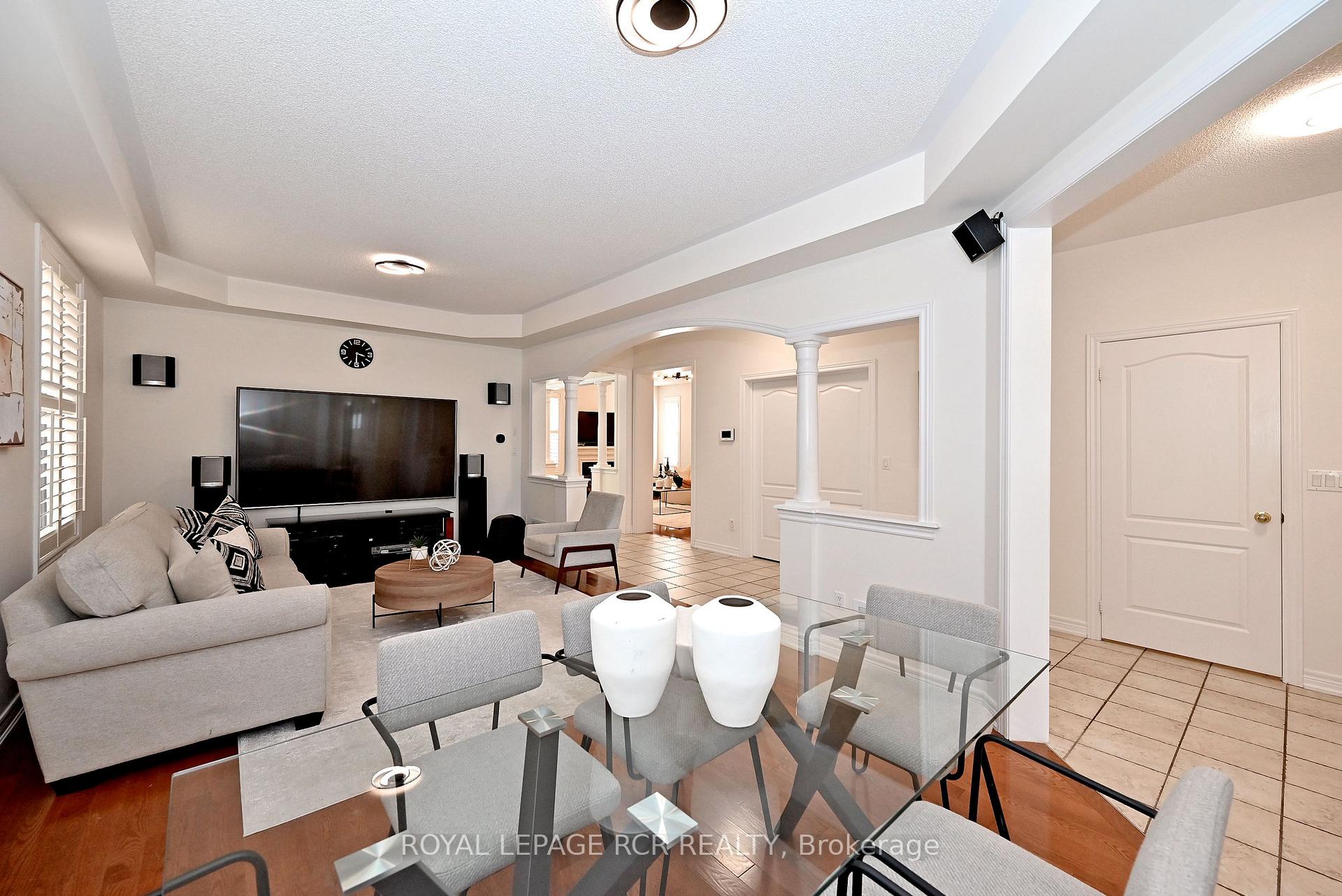 Photo 11 of 43 Ivy Glen Drive, Vaughan, Patterson — HOMEH