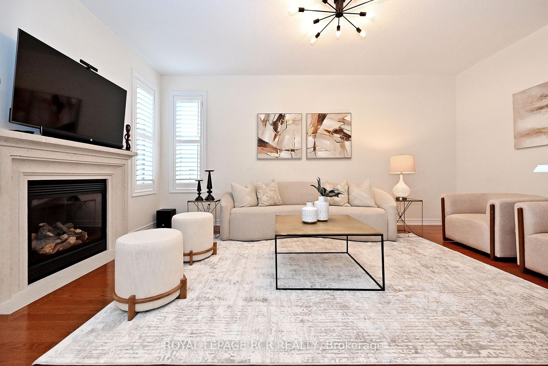 Photo 24 of 43 Ivy Glen Drive, Vaughan, Patterson — HOMEH