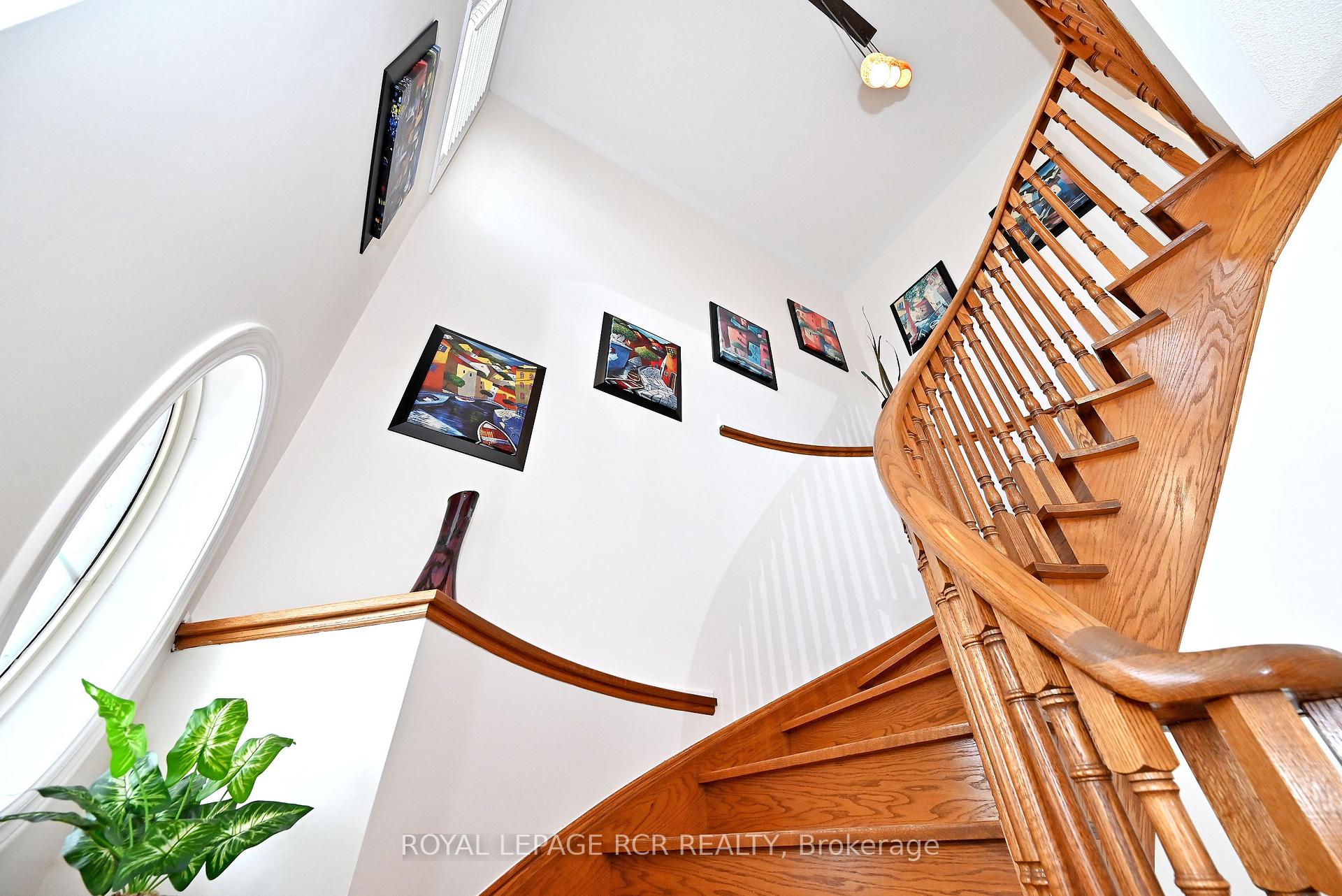Photo 29 of 43 Ivy Glen Drive, Vaughan, Patterson — HOMEH