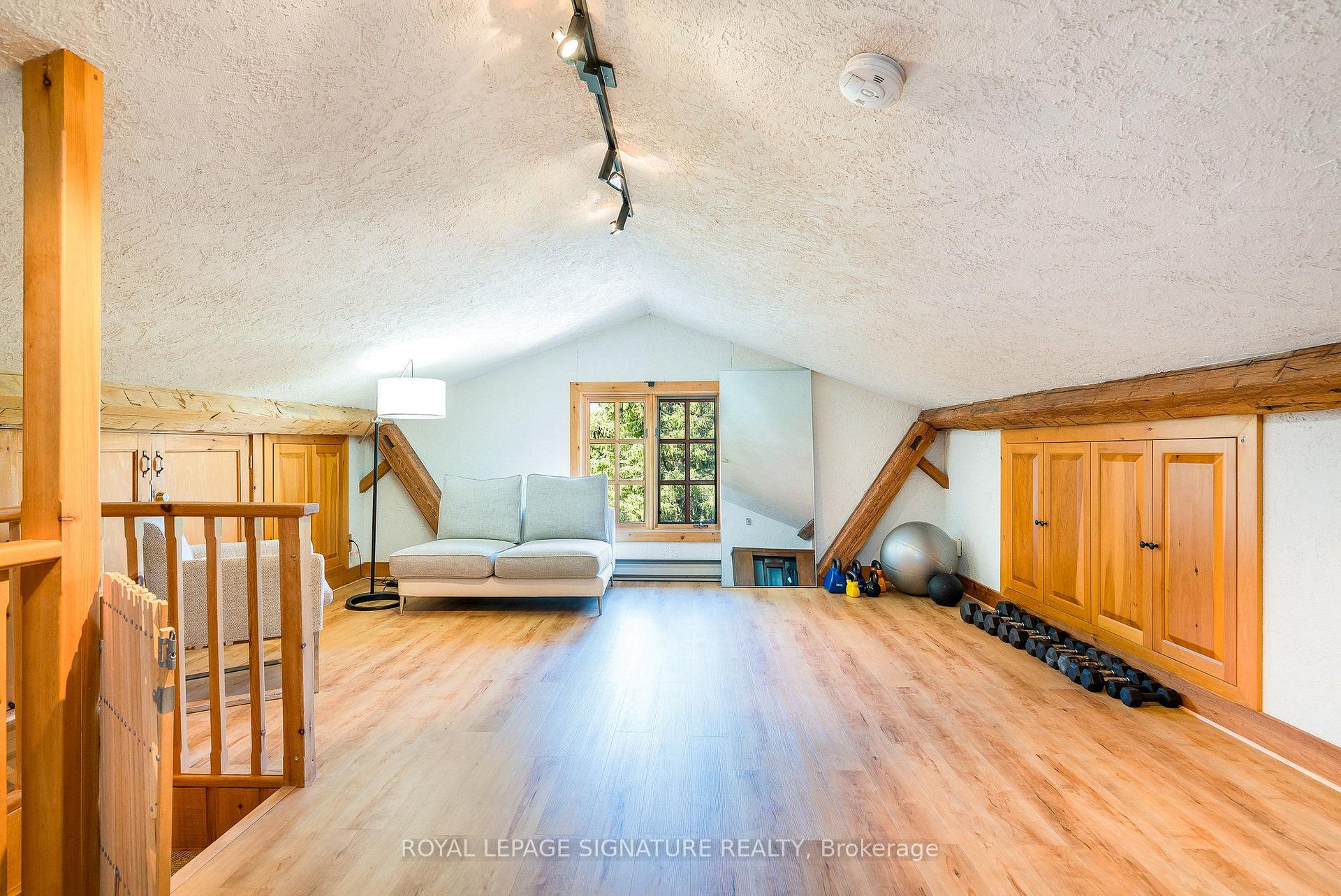 Photo 35 of 22 Newton Way, Clearview, Rural Clearview — HOMEH
