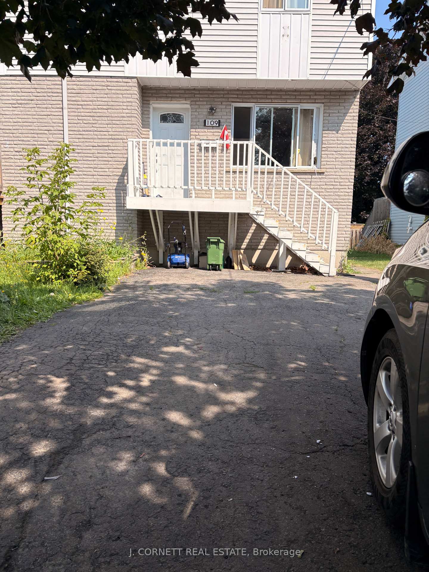 Photo 16 of 109 Eleventh Avenue E, Cornwall, Cornwall — HOMEH