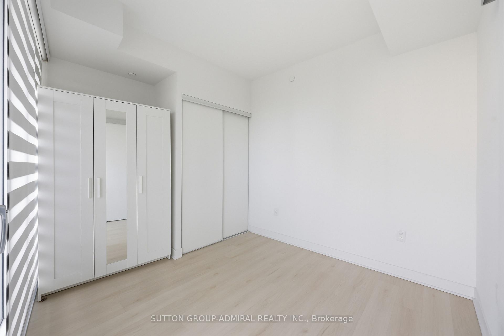 Photo 10 of Unit 1002, 3900 confederation Parkway, Mississauga, City Centre — HOMEH