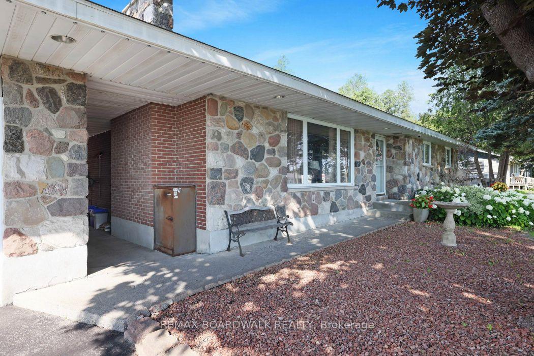 Photo 5 of 2043 Carp Road, Ottawa, Huntley Ward (South East) — HOMEH
