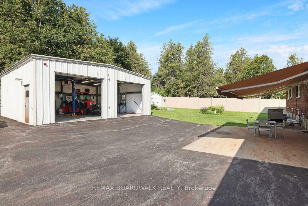 Photo 27 of 2043 Carp Road, Ottawa, Huntley Ward (South East) — HOMEH