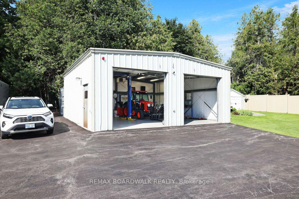 Photo 29 of 2043 Carp Road, Ottawa, Huntley Ward (South East) — HOMEH