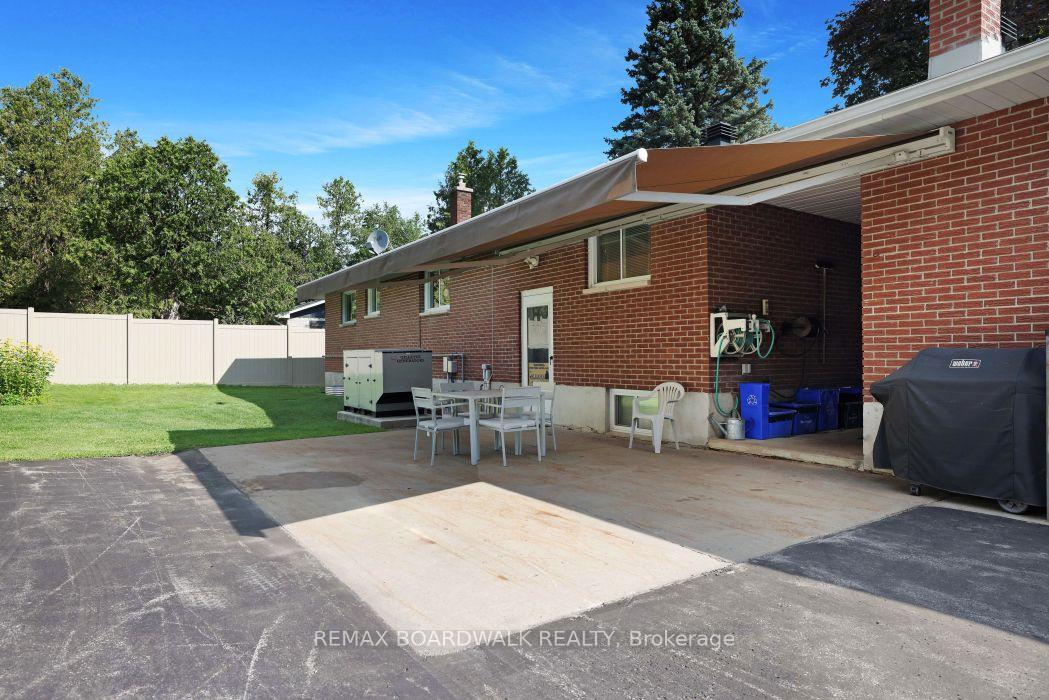 Photo 34 of 2043 Carp Road, Ottawa, Huntley Ward (South East) — HOMEH
