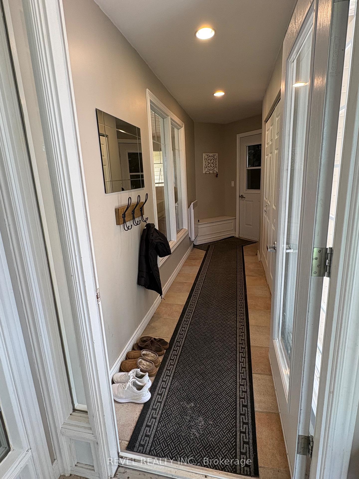 Photo 36 of 414 Ninth Avenue, Cochrane — HOMEH