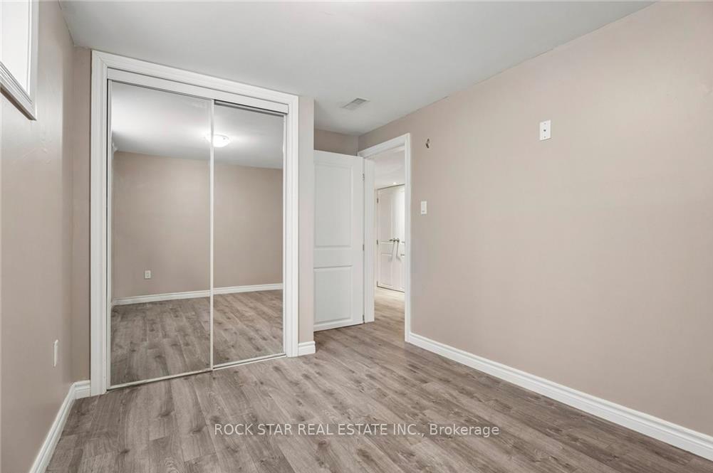 Photo 26 of 62 Corbett Drive, Barrie, Grove East — HOMEH