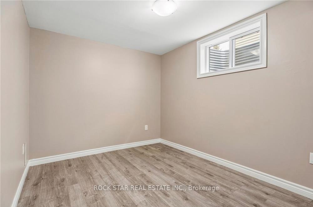 Photo 28 of 62 Corbett Drive, Barrie, Grove East — HOMEH