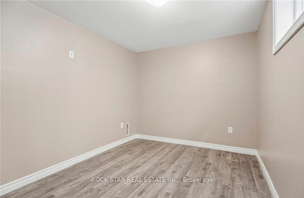 Photo 29 of 62 Corbett Drive, Barrie, Grove East — HOMEH