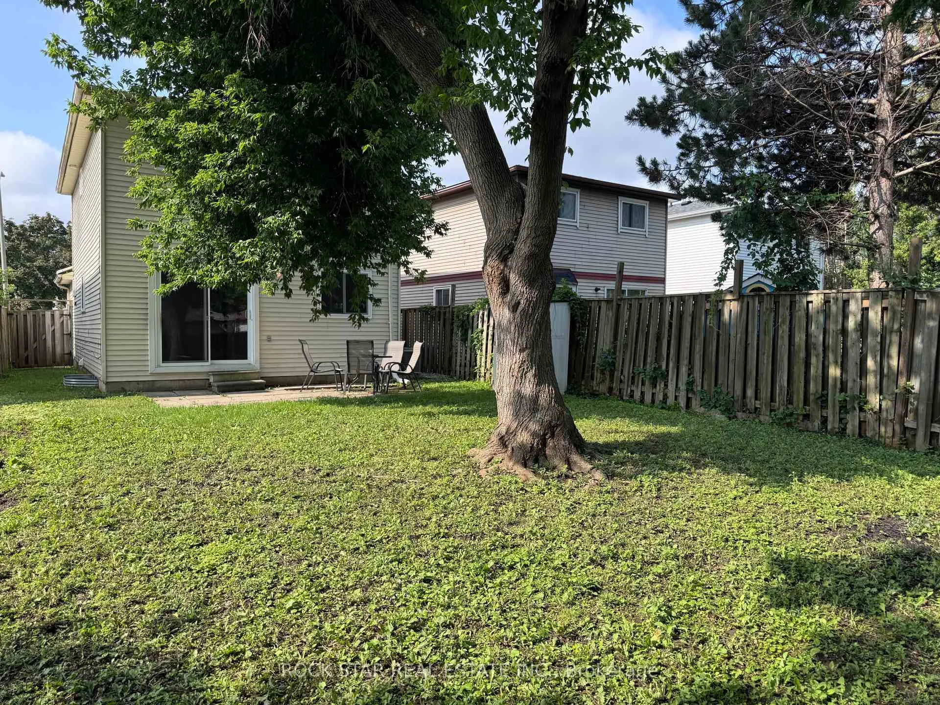 Photo 30 of 62 Corbett Drive, Barrie, Grove East — HOMEH